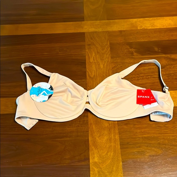 SPANX Cream Full Coverage Bra with Molded Cups - Picture 1 of 12